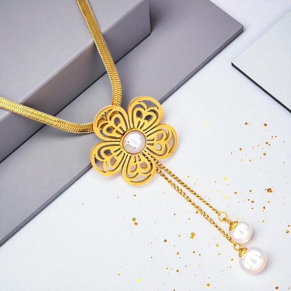 🆕 Romantic Floral Faux Pearl Jewelry Set | 18K Gold Plated Stainless Steel - Picture 7 of 16